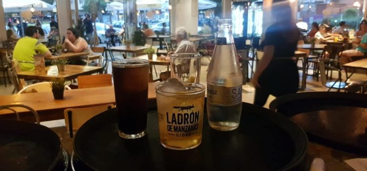 Raff Tapas & Bar Teatinos
